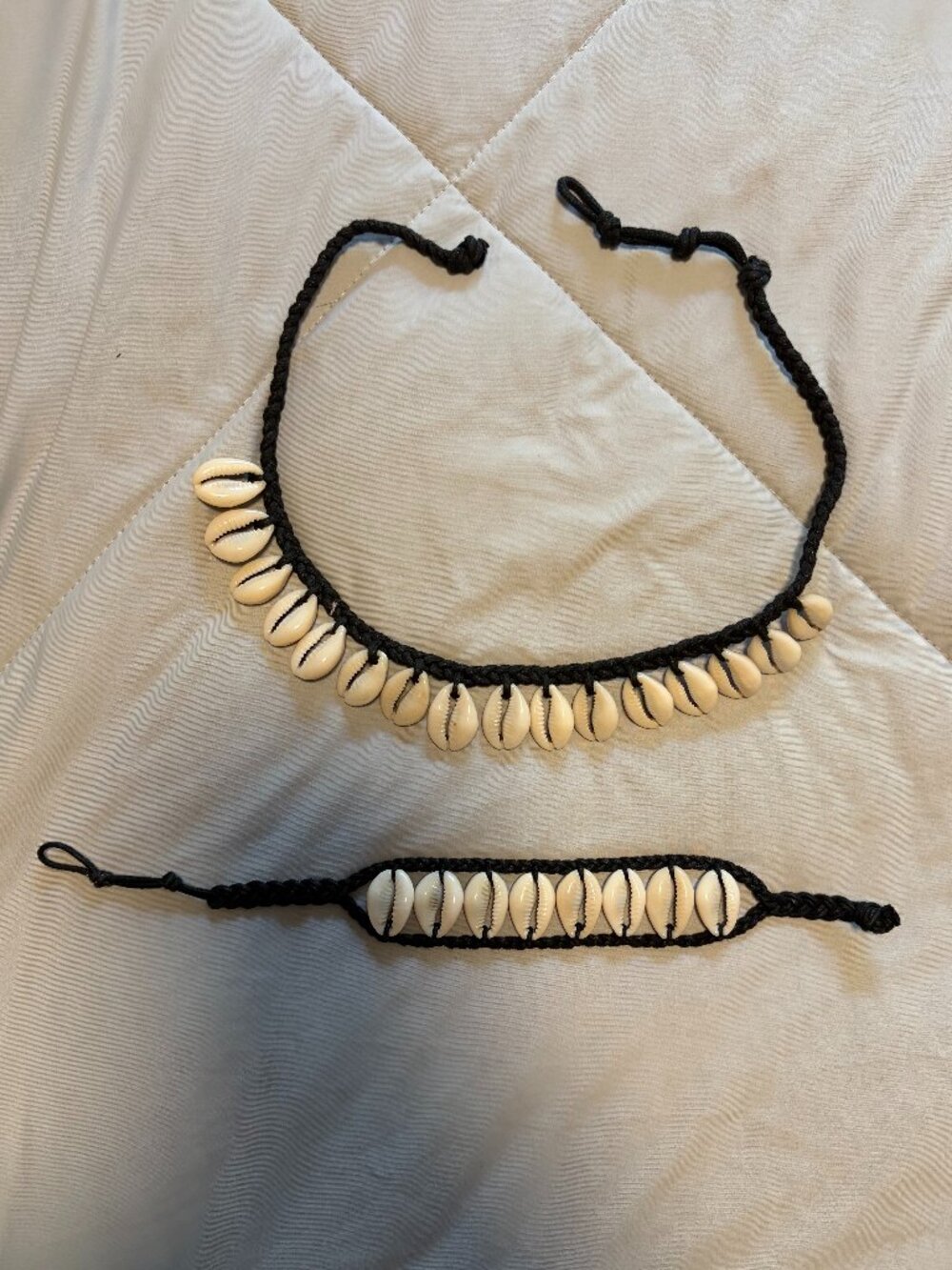 Black corded and shell necklace & bracelet set
